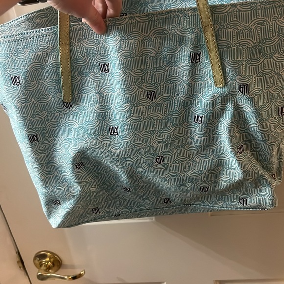Blue Fish Lilly Pulitzer Tote - Picture 5 of 5